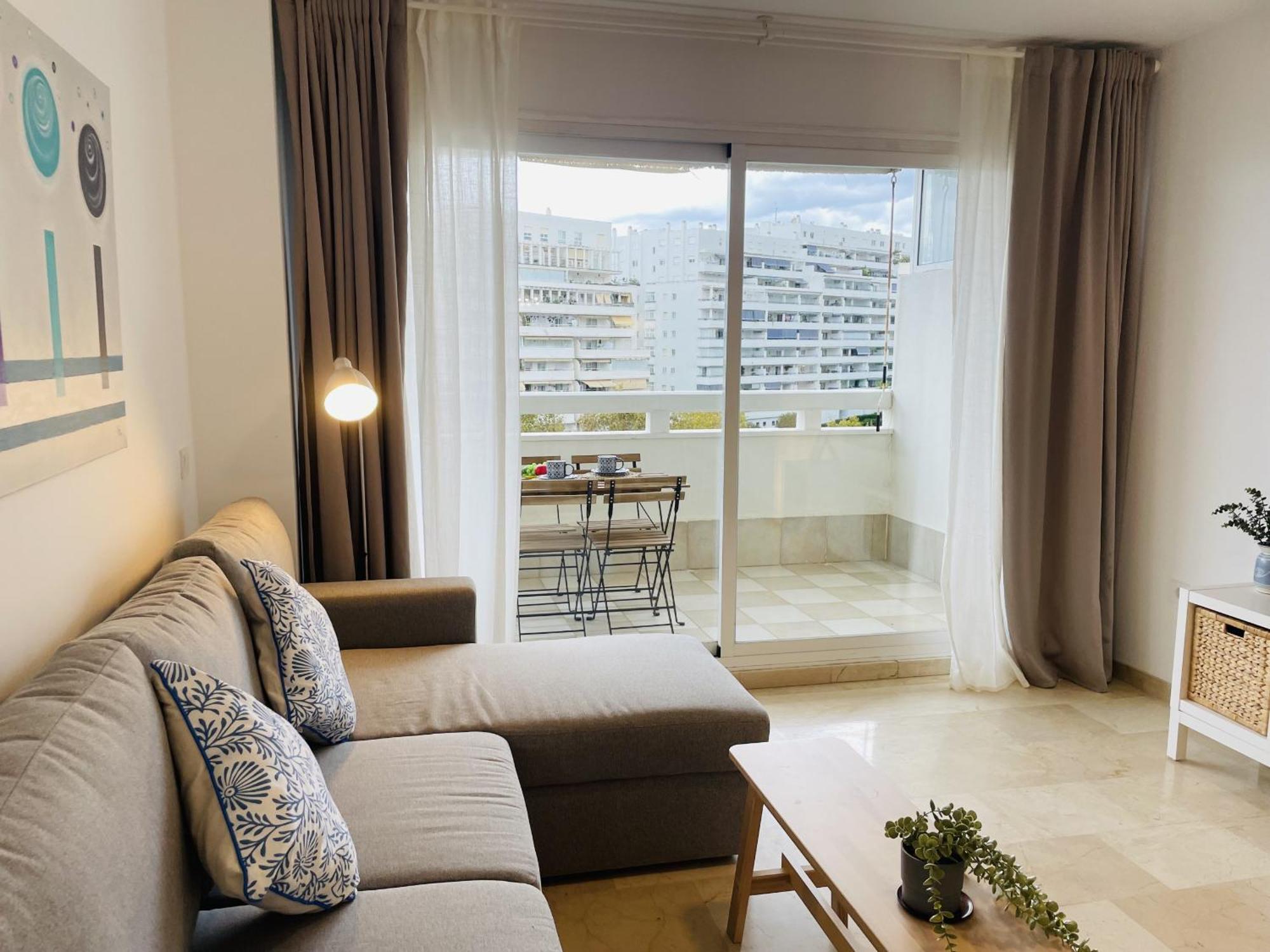Sol De Con Vistas Al Mar, Piscina Y Cerca De La Playa Apartment Marbella